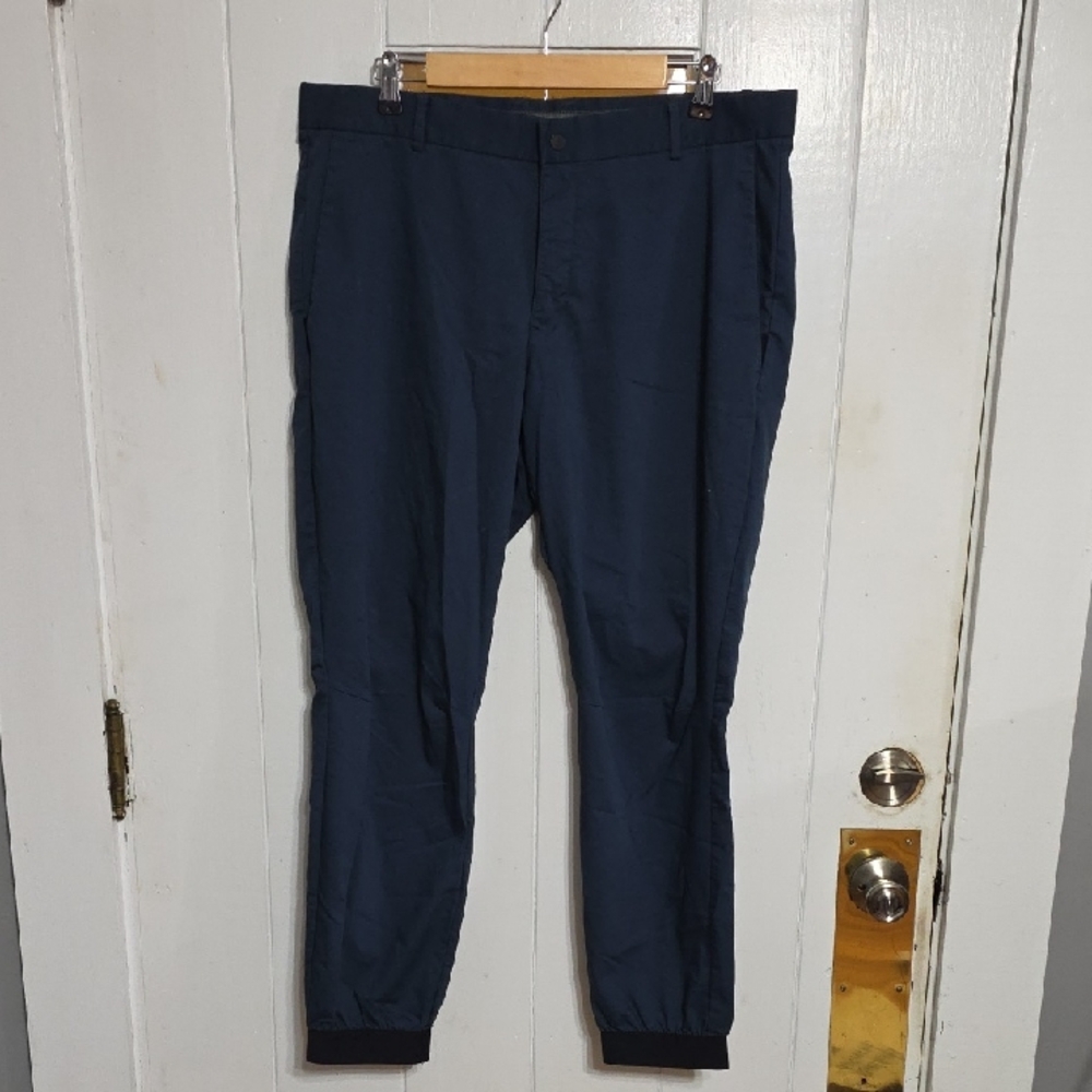 Nike Golf Men's Pants Joggers Athleisure Blue Pockets Stretch Comfort Sz 36 EUC